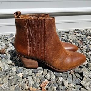 Frye And Co Women's Jacy Chelsea Leather Ankle Boots Zip Side Heeled Fall Sz 10